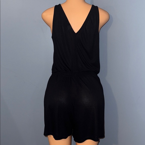 H&M Black Sleeveless Romper - Size Small - Picture 6 of 8